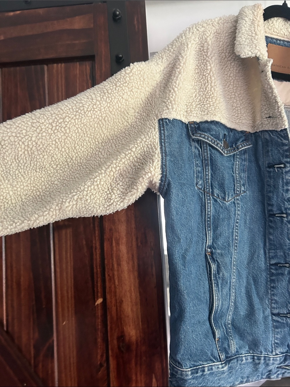 American Eagle Outfitters Blue Denim & Cream Sherpa Jean Jacket - Picture 3 of 5